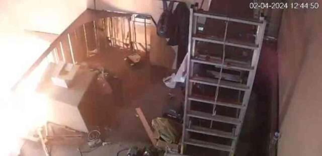 İstanbul'da 29 kişinin öldüğü gece kulübündeki yangında ilk görüntüler ortaya çıktı