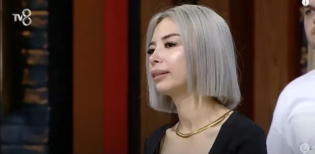 MasterChef Burcu'nun bu halini unutun! Yeni imajıyla bambaşka biri olmuş
