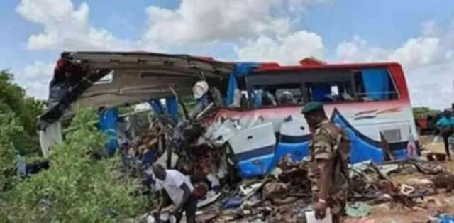 Mali'de yolcu otobüsü köprüden aşağı uçtu! 31 kişi öldü, 10 kişi yaralandı