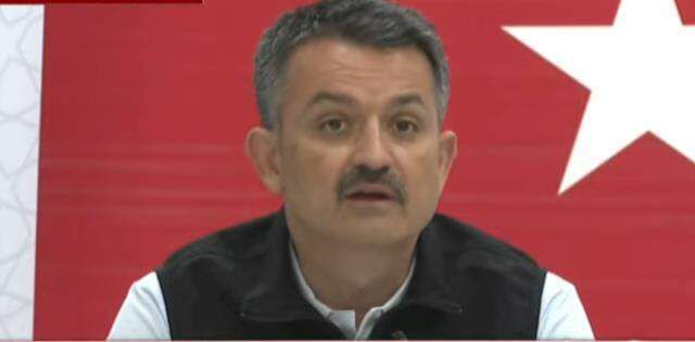Son Dakika: Bakan Soylu'dan 'TOMA'lar yangın bölgelerine gönderilmedi' iddiasına yanıt: TOMA'lar olayın başından beri görev yapıyor