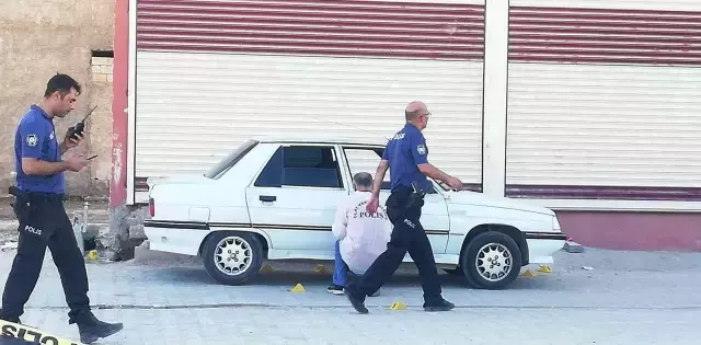 Aracında silahlı saldırıya uğrayan güvenlik görevlisi öldü