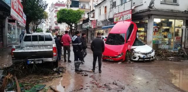 SEL SONRASI '3 GÜN BOYUNCA ÇEŞME SUYU İÇMEYİN' UYARISI-2