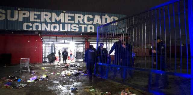 Arjantin'de Ekonomik Kriz Nedeniyle Marketler Yağmalandı