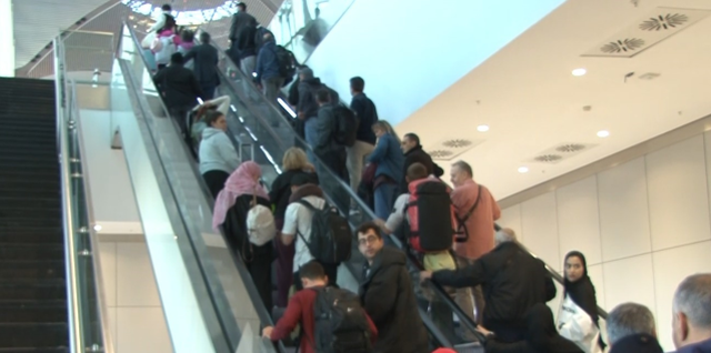 Katar'da mahsur kalan Türk vatandaşlarının 10 günlük esareti bitti