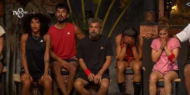 Acun Ilıcalı deprem felaketini anlattı, Aysu ağlayarak ada konseyini terk etti