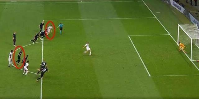 Fenerbahçe'yi yakan hakem, Beşiktaş'ın Ajax ile oynayacağı maça atandı