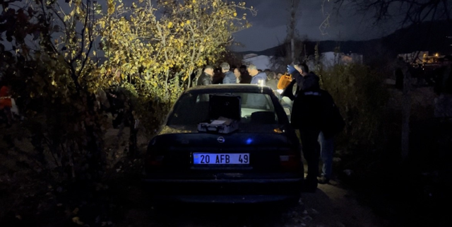 Evlilik yıl dönümünde dehşet: Eşini vurdu, ardından intihar etti