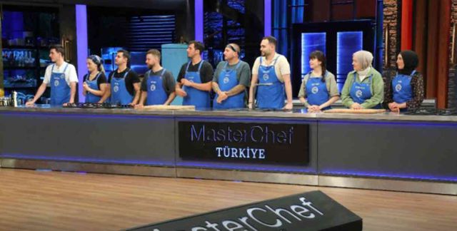 MasterChef Takım Oyunu kim kazandı? 28 Ağustos Çarşamba bugün (Kuru Fasülye - Pilav) MasterChef Mavi Takım mı kazandı Kırmızı Takım mı kazandı?