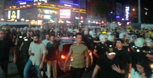 Eğitim-Sen protestosuna polis müdahalesi! 11 öğretmen gözaltına alındı