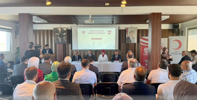 Köln'de Düzenlenen AVİYAP Toplantısında Afetler, Gönüllülük ve Uluslararası İş Birliği Ele Alındı