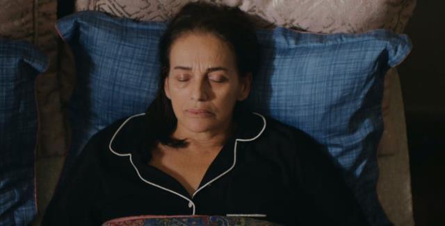 Camdaki Kız'da bomba ayrılık! Usta oyuncu Nur Sürer diziye veda etti