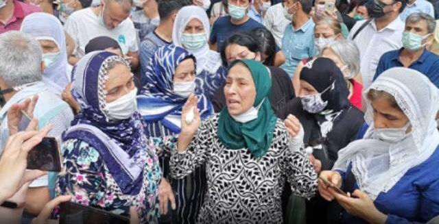 HDP il binasındaki silahlı saldırı ölen Deniz'in, rahatsızlanan annesinin yerine işe gittiği ortaya çıktı