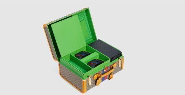 10 bin dolar değerinde Gucci temalı oyun konsolu satışa sunulacak