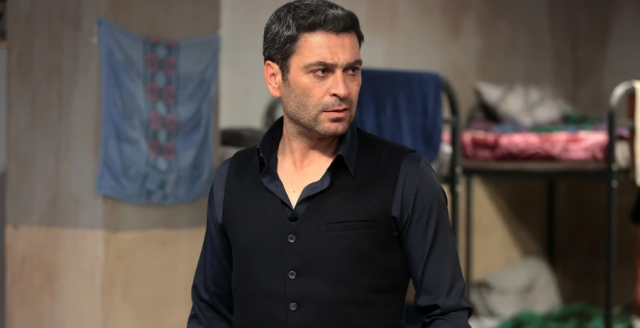 Uzak Şehir dizisinin son bölümünde çalan şarkı nedir, kim söylüyor?