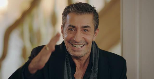 Acun Ilıcalı'ya küfür etmişti! Ünlü oyuncu Erkan Petekkaya reytingleri düşen Kırmızı Oda'ya yeniden dahil oldu