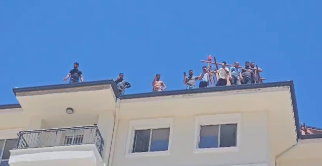 Maaşlarını Alamayan İnşaat İşçileri İntihar Girişiminde Bulundu