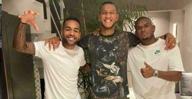 Sergen Yalçın'la görüntülü görüşen Alex Teixeira, 'Cumartesi İstanbul'dayım hocam' dedi