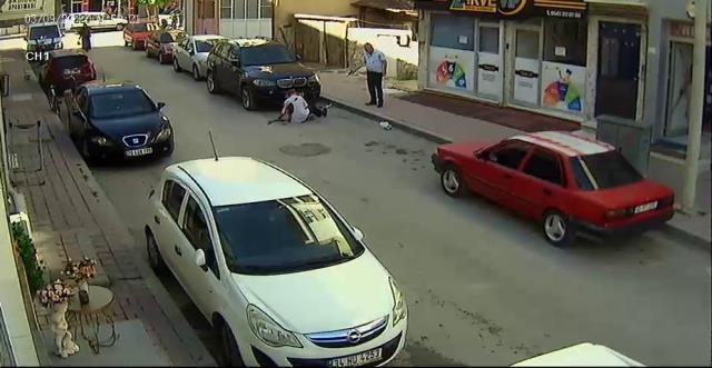 Silah ve bıçaklı kavganın dehşete düşüren görüntüleri kamerada