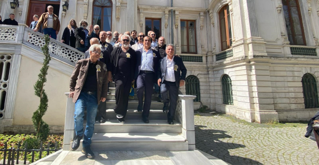 Hababam Sınıfı'nın efsane isimleri 50 yıl sonra bir araya geldi