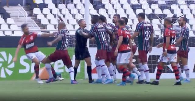 Maça damga vuran olay! Felipe Melo ve Diego Ribas birbirine girdi!