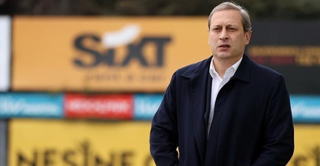 'Florya'nın parasıyla borç bitiyor' diyen Burak Elmas'a tepki yağıyor: Sözlerine nasıl inanabiliyorsunuz?