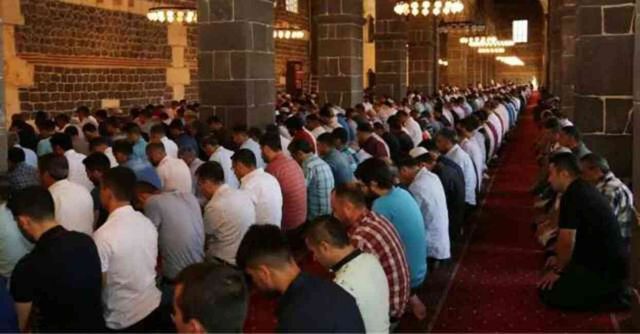 AREFE GÜNÜ MESAJLARI 2024 Ramazan Bayramı mesajları! Dualı, resimli anlamlı mesajlar