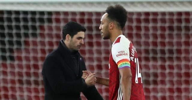 Arsenal kendi yıldızlarını sevmiyor! Gol silahı Aubameyang kadro dışı bırakıldı