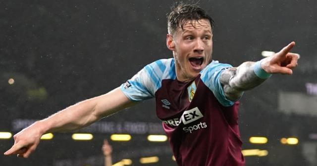 Beşiktaş'a 1.97'lik dev santrfor! Premier Lig yıldızıyla görüşmeler başladı