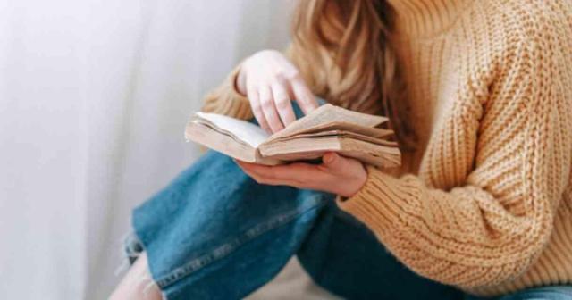 Kitap okumanın faydaları neler? Kitap okumanın ne faydası var? Kitap okumak insana ne kazandırır?