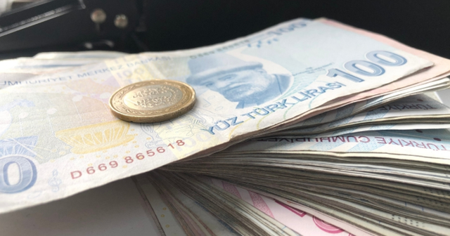 ÖĞRETMEN MAAŞ ZAMMI! Öğretmen maaş zammı belli oldu mu? Ocak ayında öğretmen maaşları ne kadar, kaç TL olacak?