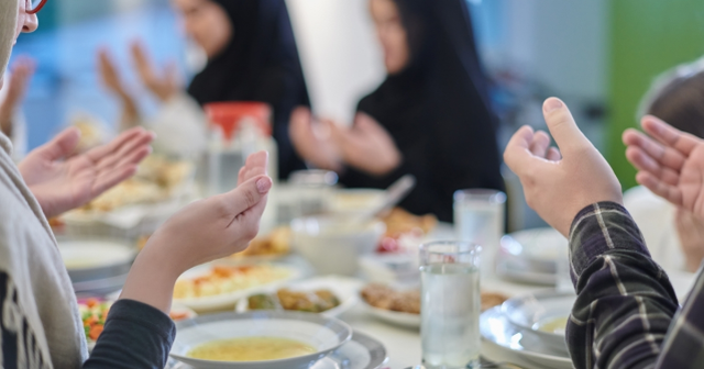 İlk iftar ne zaman? 2025 Ankara, İzmir, İstanbul imsakiye 2025!