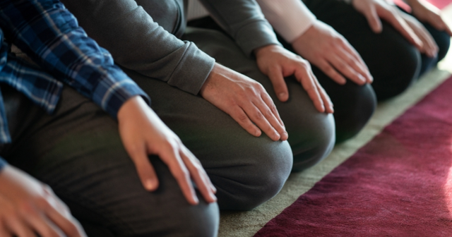 İstanbul namaz vakitleri 6 Ağustos 2025! İstanbul öğle namazı saat kaçta? Sabah, öğle, ikindi, akşam