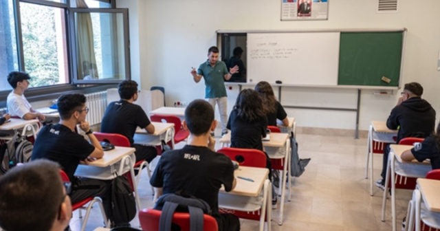 Ücretli öğretmenlik başvuruları nerden yapılacak? 2025 ÜCRETLİ ÖĞRETMENLİK BAŞVURU BİLGİLERİ!