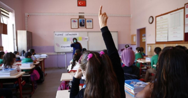 Okullar ne zaman açılıyor? 2025 okulların açılmasına kaç gün kaldı?