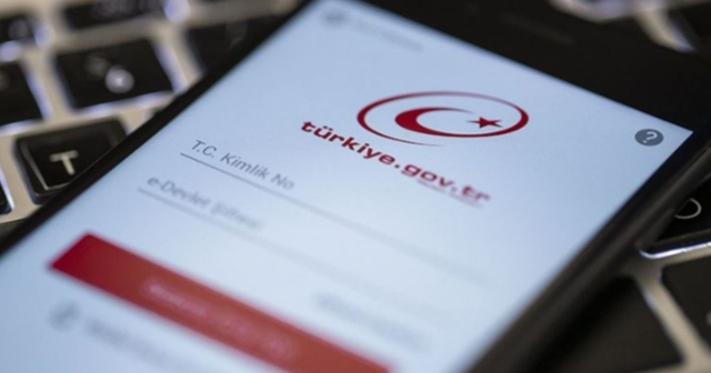 E-Devlet çöktü mü? 25 Ağustos e-Devlet ne zaman açılacak?