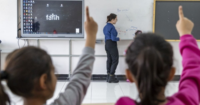 Öğretmenler Günü ne zaman? 2025 Öğretmenler Günü hangi güne denk geliyor?