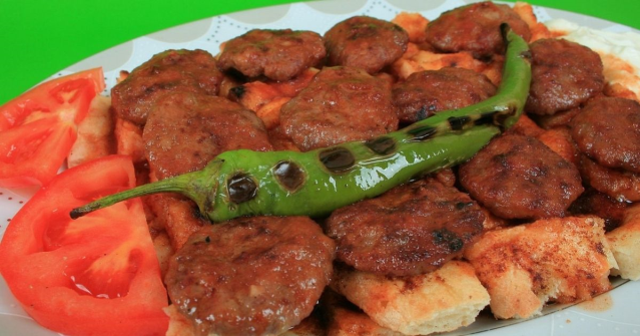 Köfte nasıl yapılır? EVDE KÖFTE TARİFİ!