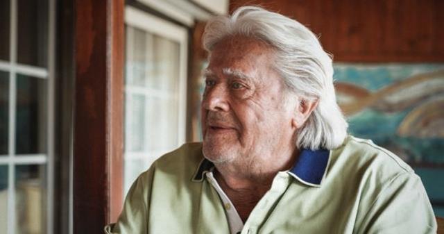 Cüneyt Arkın'ın adı Beşiktaş'taki sanatçılar Parkı'na verildi