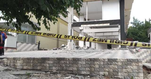 Kahramanmaraş'ta Ağır Hasarlı Bina Faciası