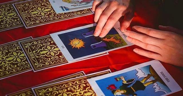 Tarot falı günah mı? Tarot falı caiz mi? Tarot falı günah mıdır diyanet? Tarot falı nedir? Tarot nedir?
