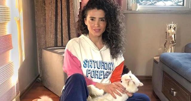 Nilay Toprak kimdir? Kaç yaşında, nereli, mesleği ne? Sosyal medya fenomeni Nilay Toprak'ın hayatı ve biyografisi!