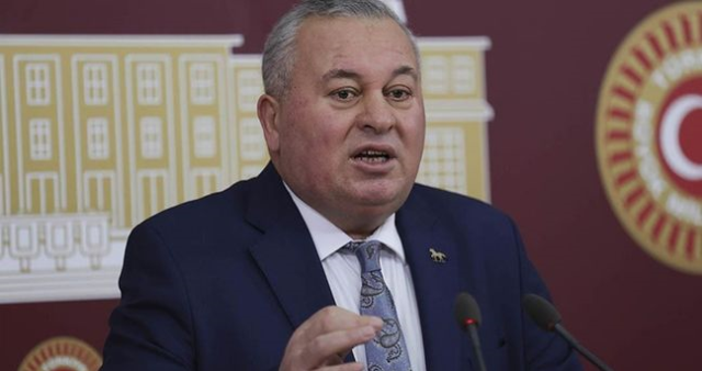 Cemal Enginyurt kimdir? Cemal Enginyurt kaç yaşında, nereli, hangi partiden?