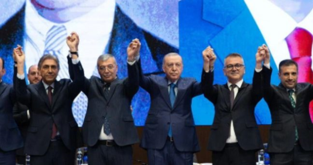 Mesut Mertcan kimdir? AK Parti'ye yeni katılan belediye başkanı Mesut Mertcan kaç yaşında, nereli?