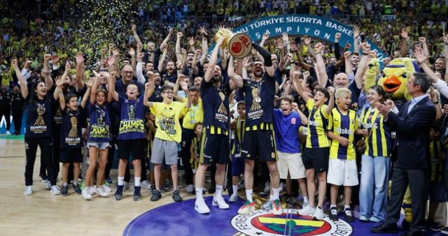 Basketbol Milli takımında Fenerbahçe'den oyuncu var mı? Milli takımda kaç Fenerbahçe oyuncusu var?