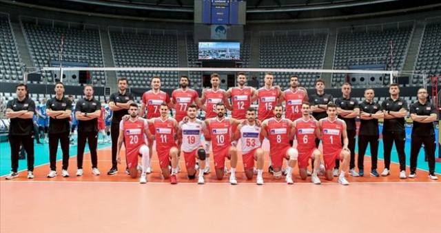 FİLENİN EFELERİ MAÇ TAKVİMİ: Türkiye - Hollanda voleybol maçı ne zaman, saat kaçta ve hangi kanalda?