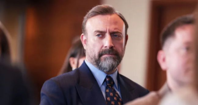 KRAL KAYBEDERSE 18. BÖLÜM İZLE: Kral kaybederse son bölüm full izle!