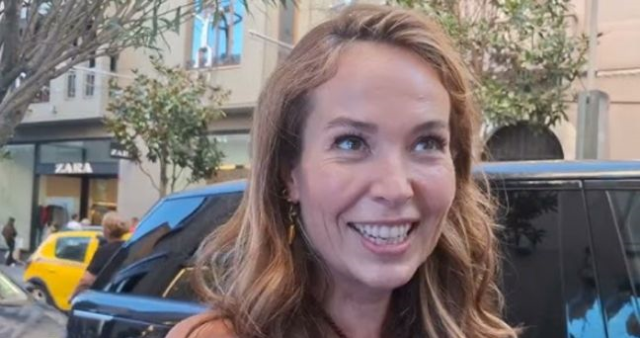 Sahipsizler'de Esra Ronabar Sahnede: Firuze ile Yeni Sezon Başlangıcı