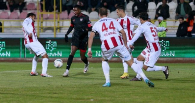 Boluspor - Ümraniyespor maçı canlı şifresiz kesintisiz izle! (MAÇ LİNKİ)