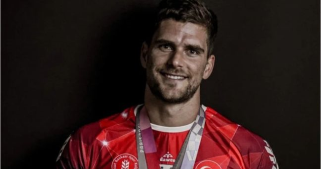 Hande Baladın eski sevgilisi Trevor Clevenot kimdir? Trevor Clevenot ile Devrim Özkan sevgili mi?