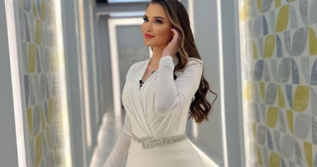 Esra Ezmeci kimdir? Sunucu Esra Ezmeci, kaç yaşında, nereli, evli mi?